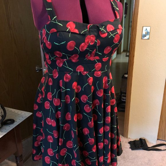 IXIA Dress Size 14 (xl) - Picture 2 of 3